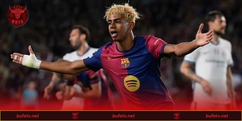 Thần đồng Yamal ăn mừng với phong cách riêng biệt