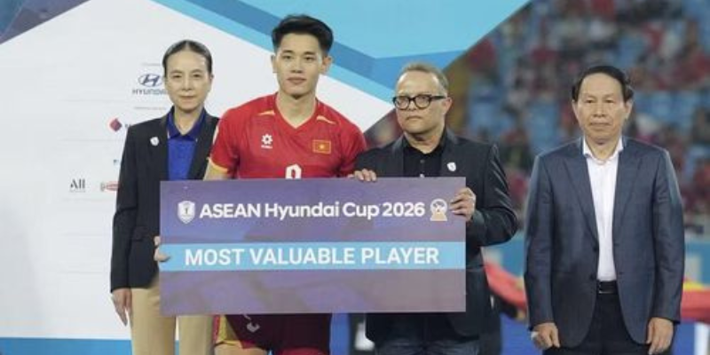 Đình Bắc giành giải Cầu thủ hay nhất ASEAN Cup 2026 1 Đình Bắc giành giải Cầu thủ hay nhất ASEAN Cup 2026